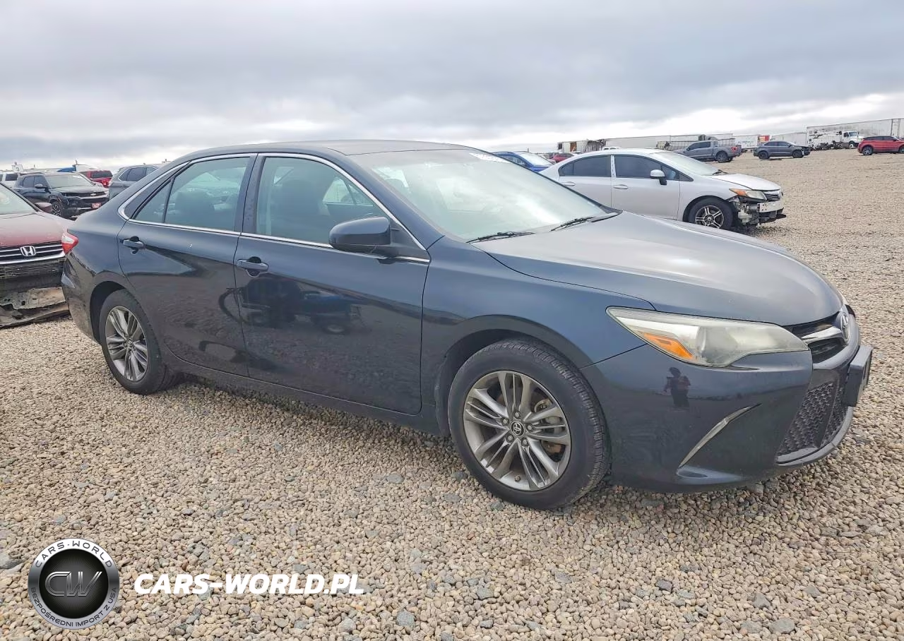 2016 Toyota Camry Se VIN:4T1BF1FK8GU130130 - 4