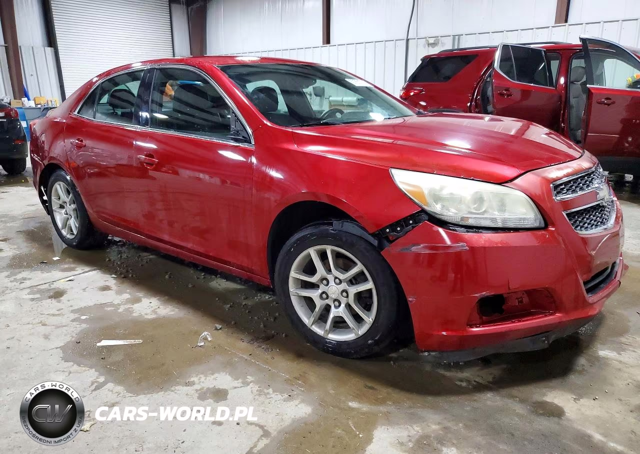 2013 Chevrolet Malibu 1Lt VIN:1G11D5RR1DF106542 - 4