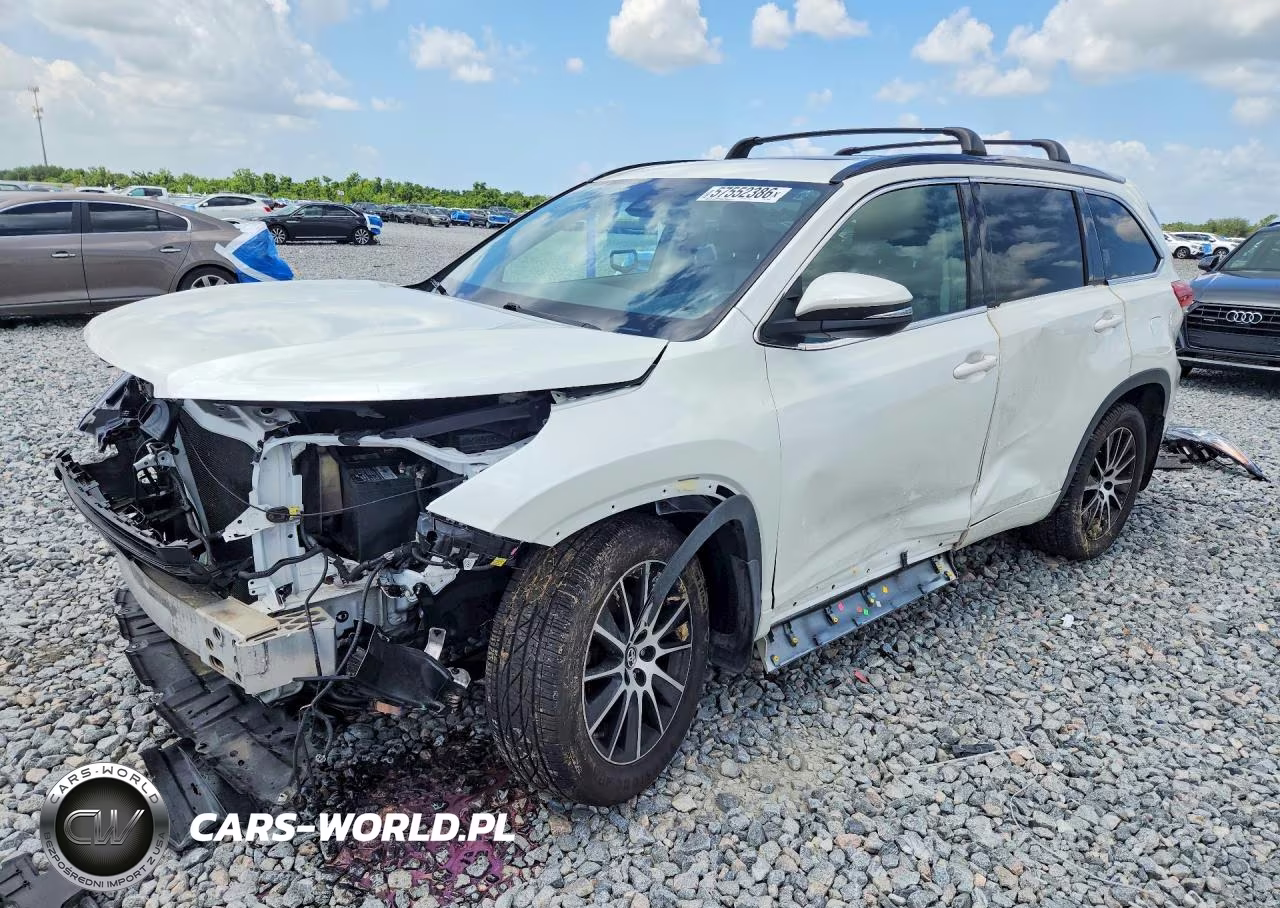 2018 Toyota Highlander Se – zdjęcie 1 z 13