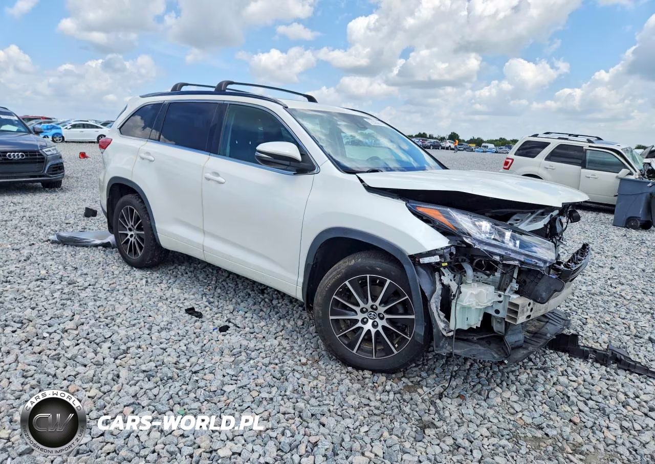 2018 Toyota Highlander Se VIN:5TDJZRFH5JS489053 - 4