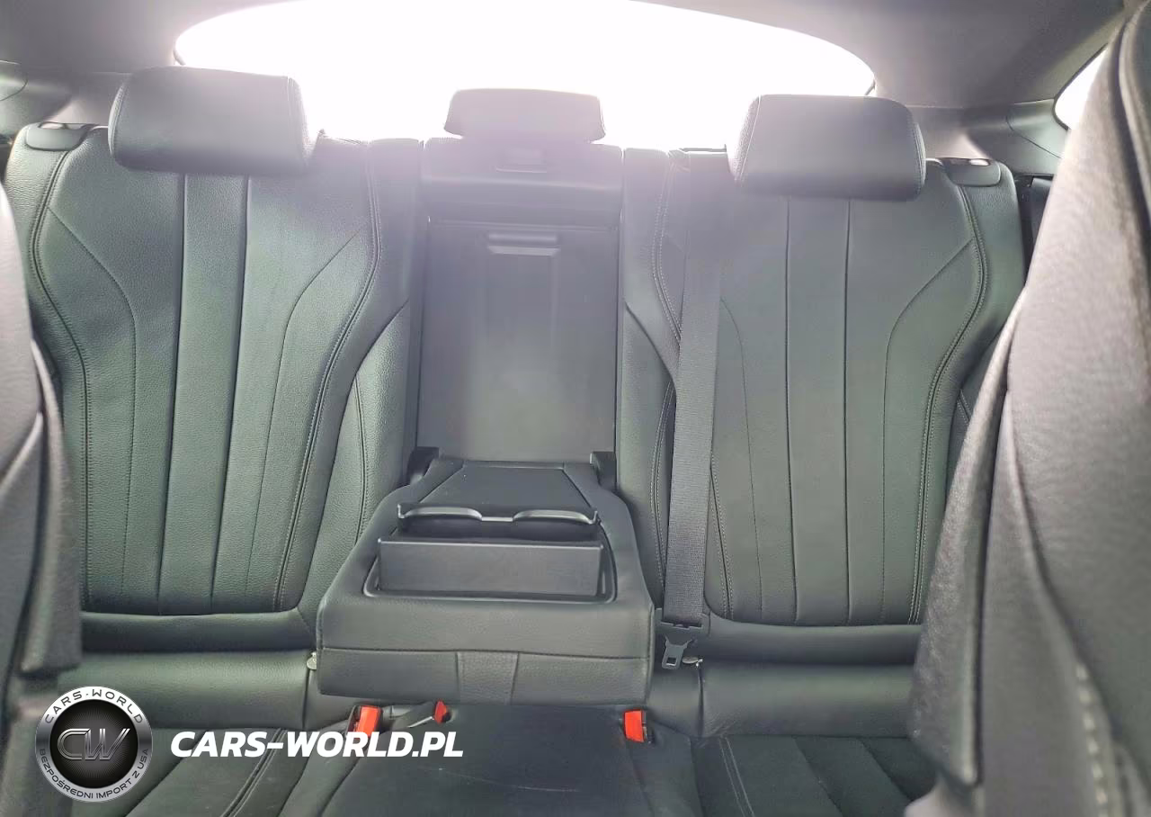 2018 BMW X6 xDrive35I VIN:5UXKU2C5XJ0X48237 - 10