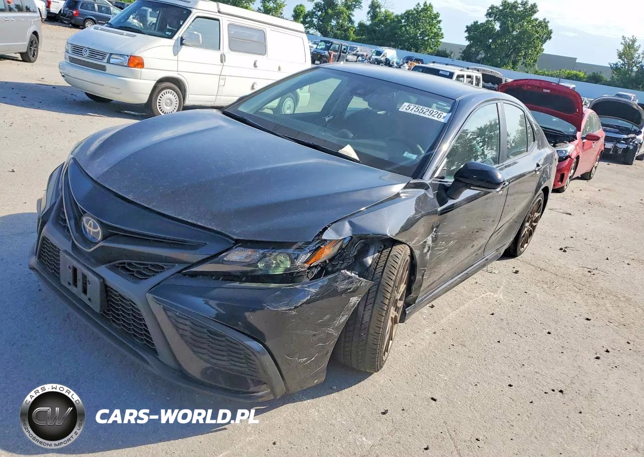 2023 Toyota Camry Hybrid Se Nightshade – zdjęcie 1 z 12