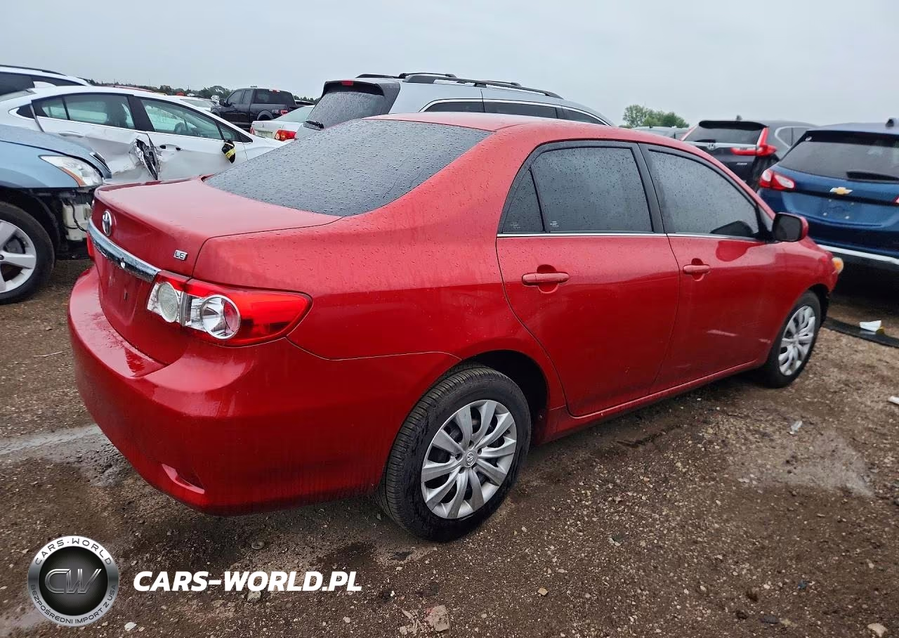2013 Toyota Corolla Le VIN:2T1BU4EE4DC982233 - 3