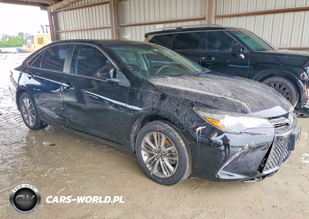 2017 Toyota Camry Se VIN:4T1BF1FK4HU807966 - 4
