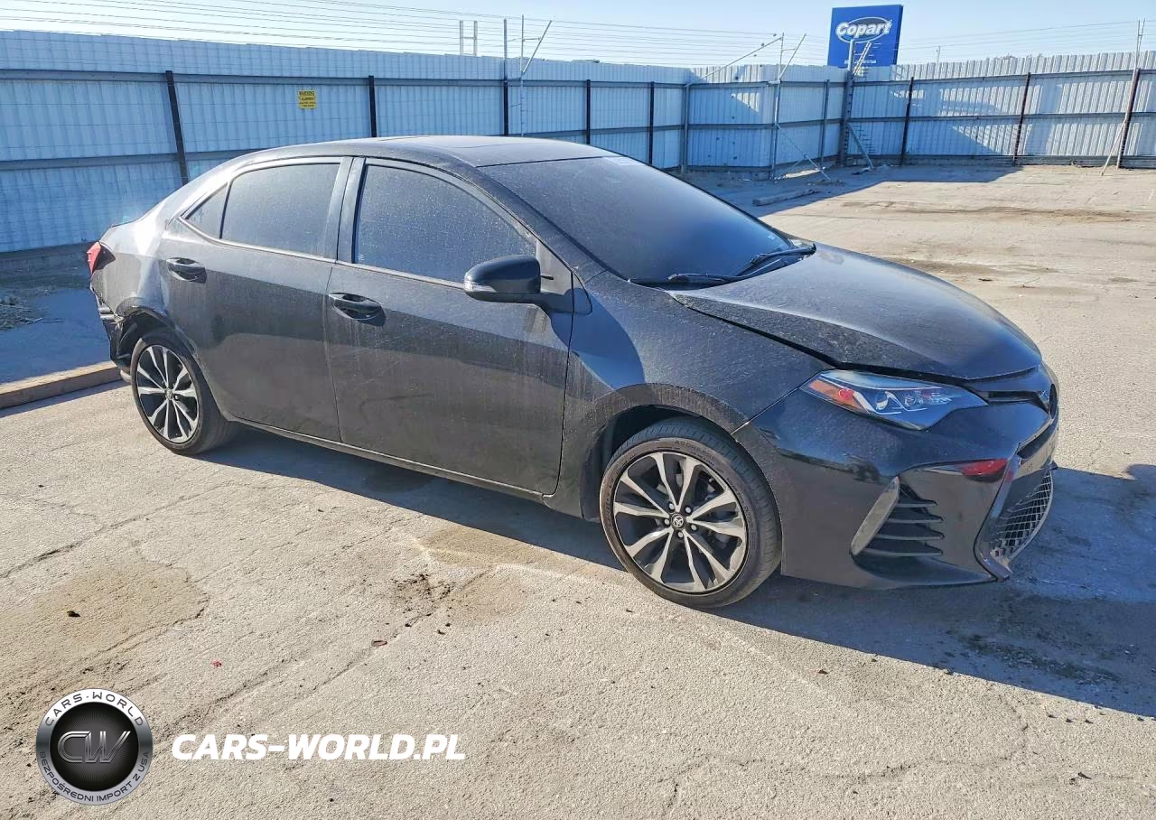 2017 Toyota Corolla Se VIN:5YFBURHE0HP634220 - 4