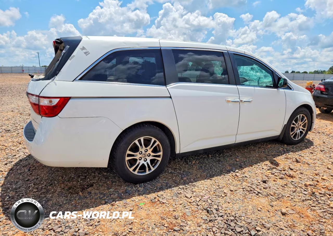 2013 Honda Odyssey Exl VIN:5FNRL5H62DB008614 - 3