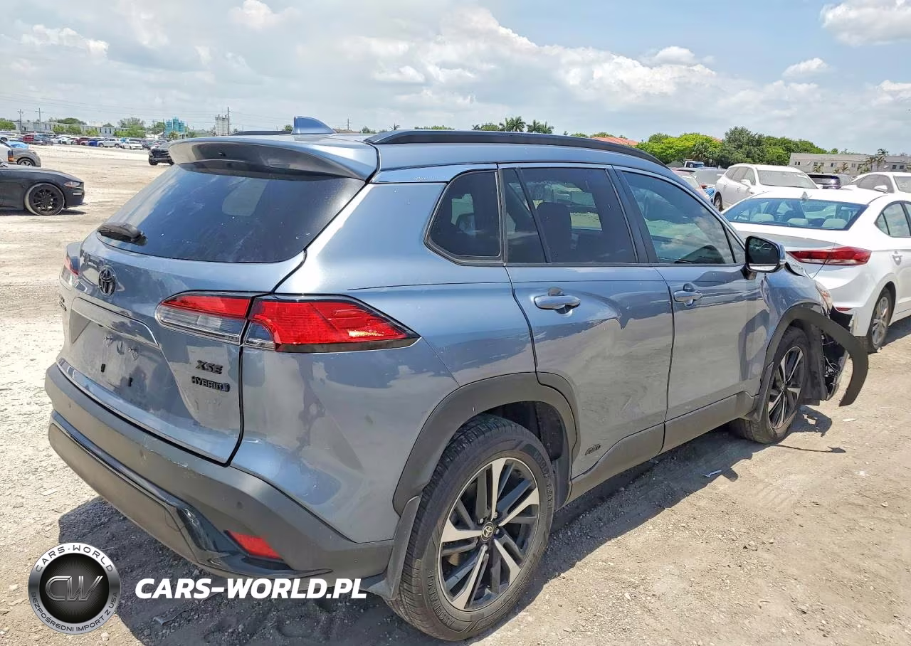 2024 Toyota Corolla Cross Hybrid Xse VIN:7MUFBABG1RV047199 - 3