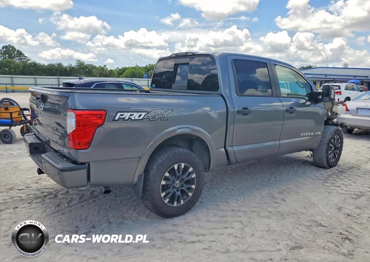 2019 Nissan Titan Pro-4X VIN:1N6AA1E58KN530084 - 3