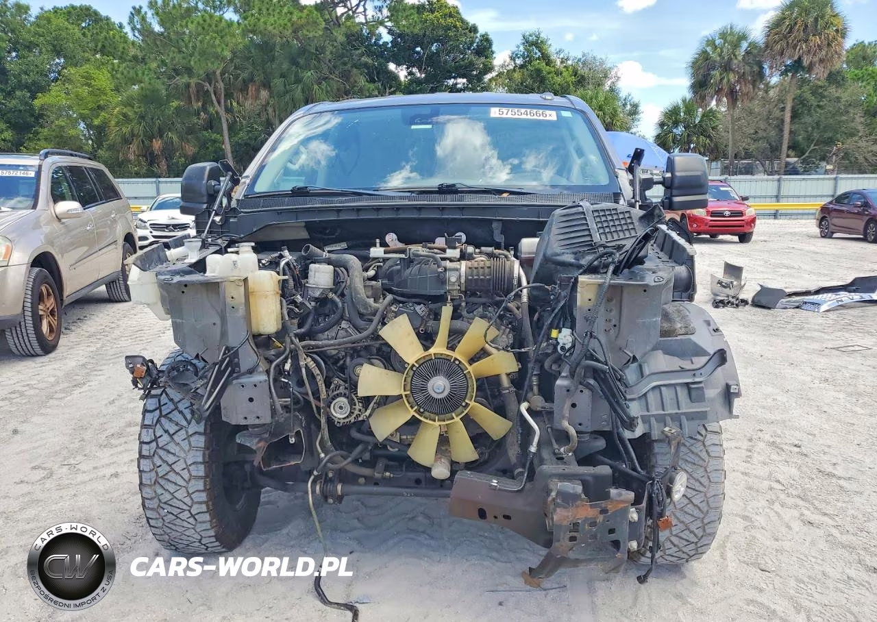2019 Nissan Titan Pro-4X VIN:1N6AA1E58KN530084 - 5