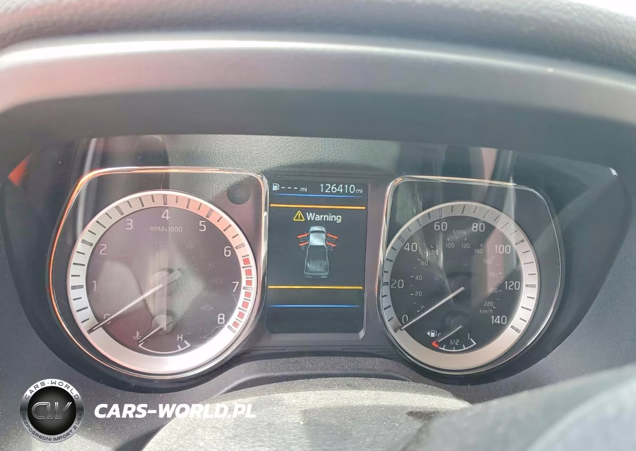 2019 Nissan Titan Pro-4X VIN:1N6AA1E58KN530084 - 9