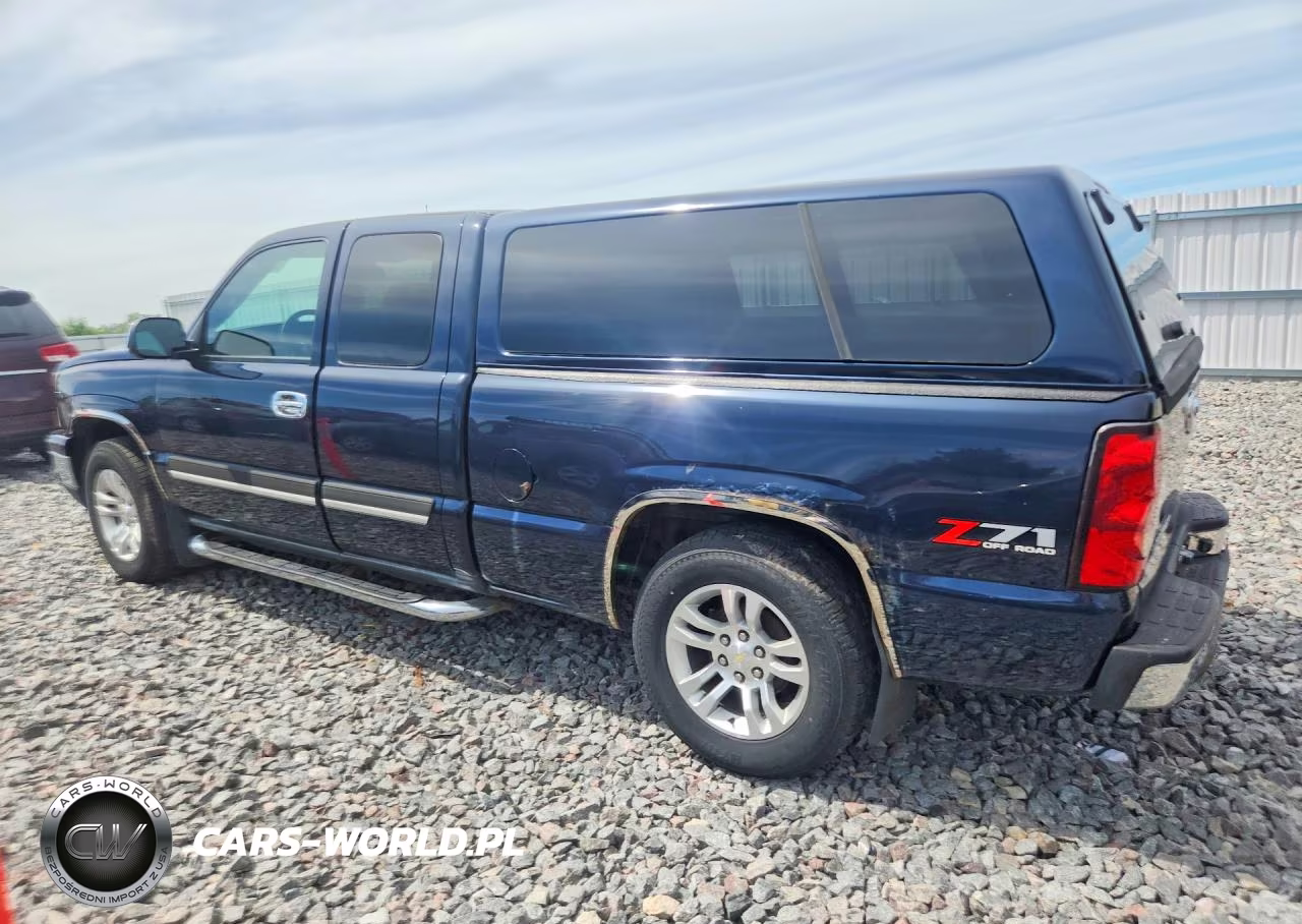 2007 Chevrolet Silverado K1500 Classic VIN:1GCEK19ZX7E152520 - 2