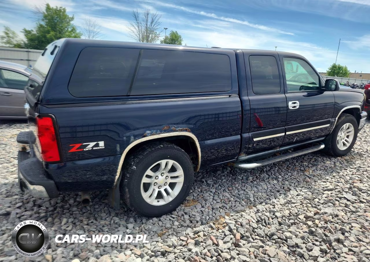 2007 Chevrolet Silverado K1500 Classic VIN:1GCEK19ZX7E152520 - 3