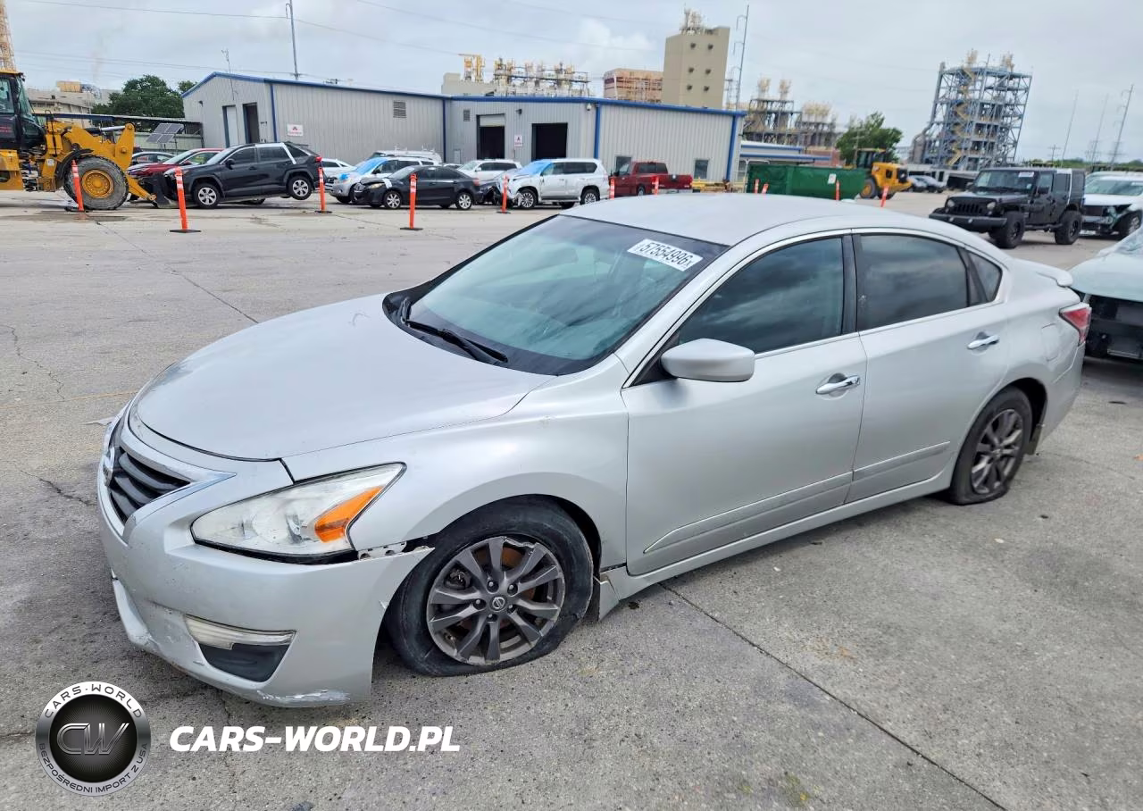 2015 Nissan Altima 2.5 S – zdjęcie 1 z 12