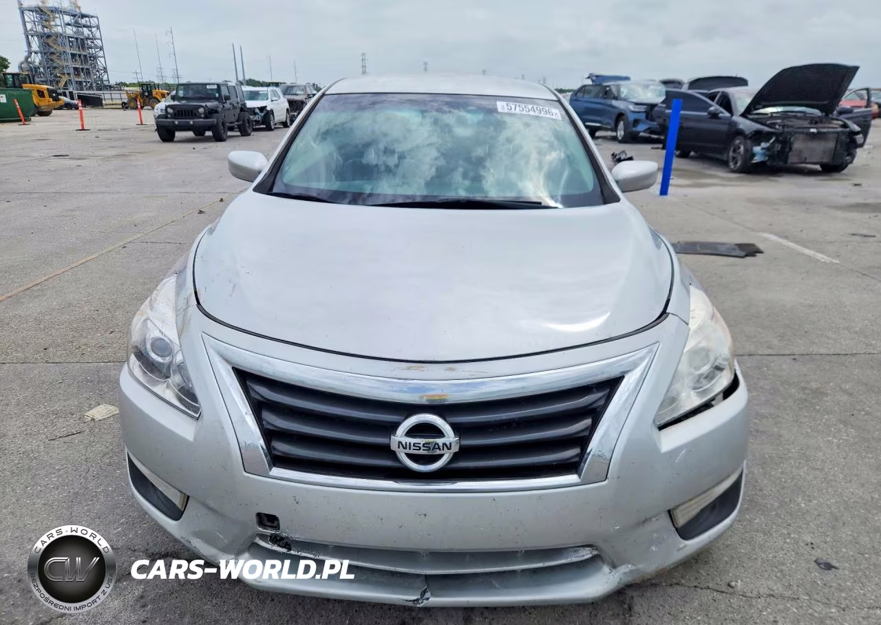 2015 Nissan Altima 2.5 S VIN:1N4AL3AP3FC589194 - 5