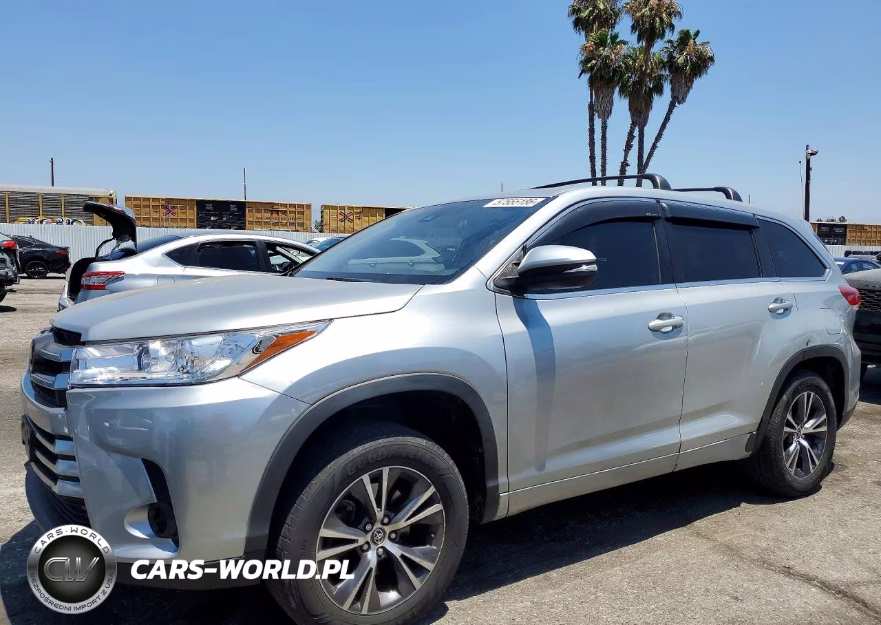 2018 Toyota Highlander Le