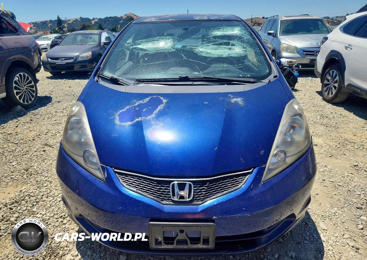 2011 Honda Fit VIN:JHMGE8H38BC023085 - 5