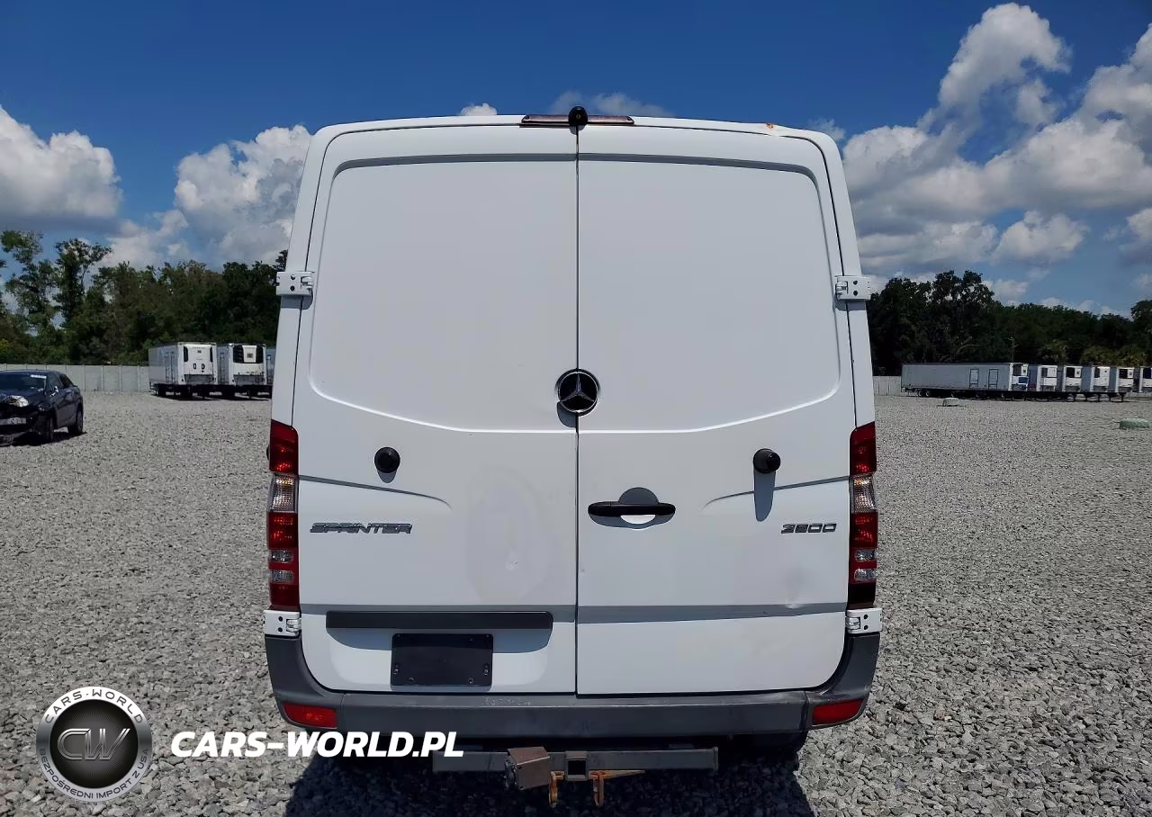 2017 Mercedes-Benz Sprinter 2500 VIN:WD3PE7CD7HP511421 - 6