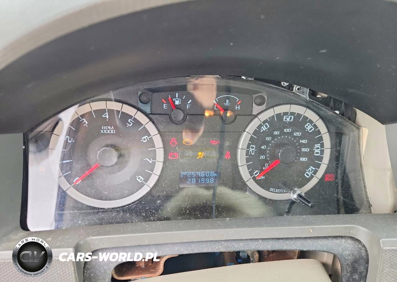 2010 Ford Escape Xls VIN:1FMCU0C79AKD30943 - 9