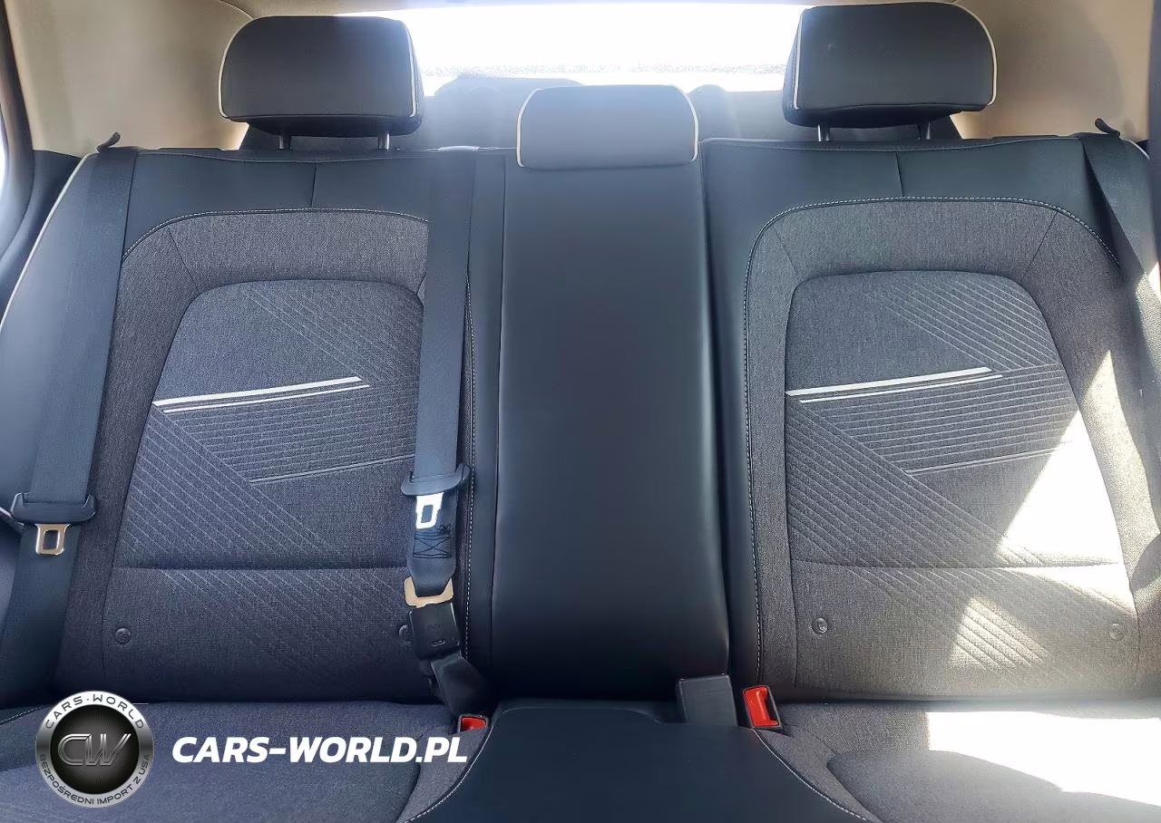 2023 Hyundai Venue Limited VIN:KMHRC8A35PU266716 - 10