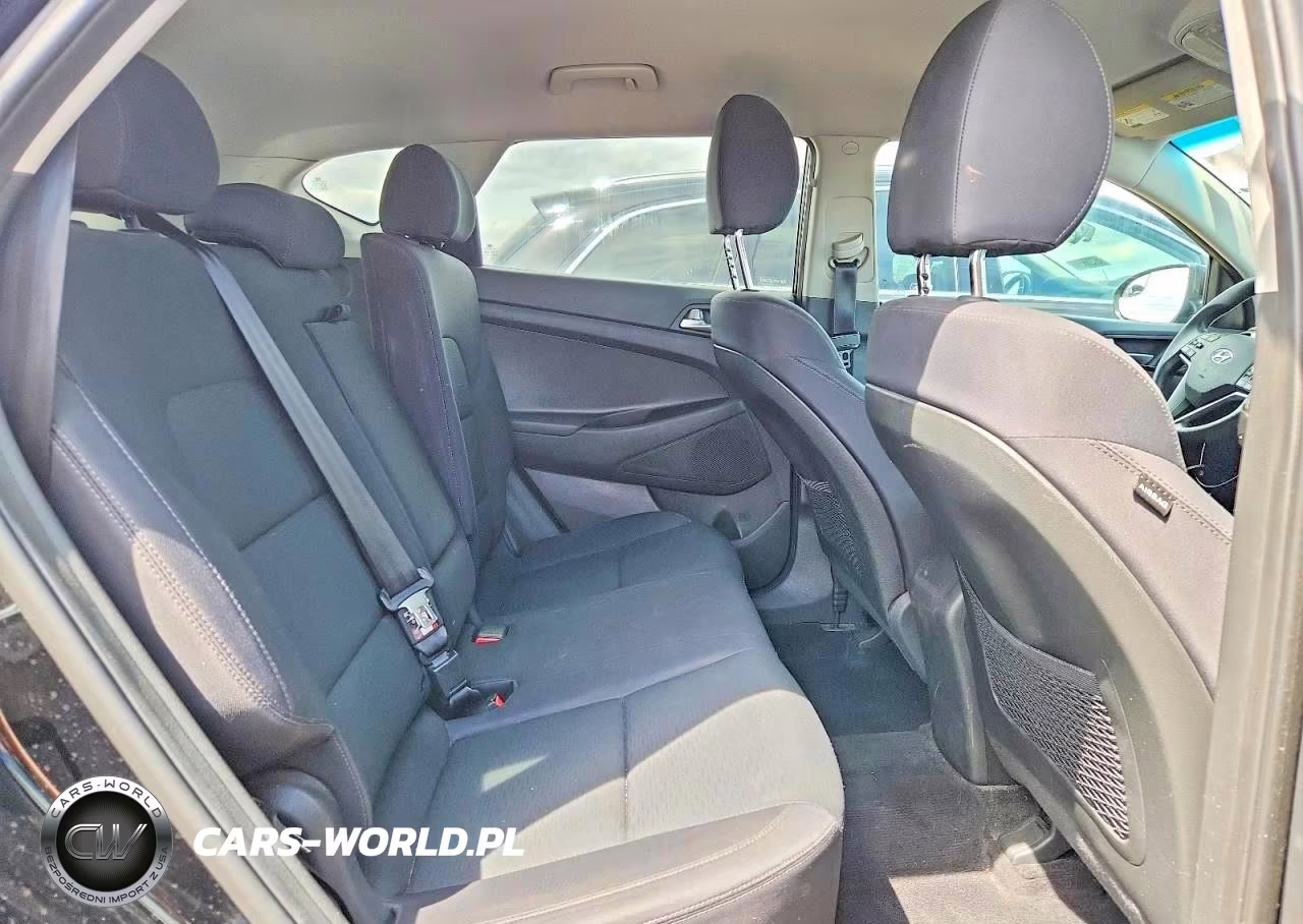 2019 Hyundai Tucson Se VIN:KM8J2CA40KU979852 - 10