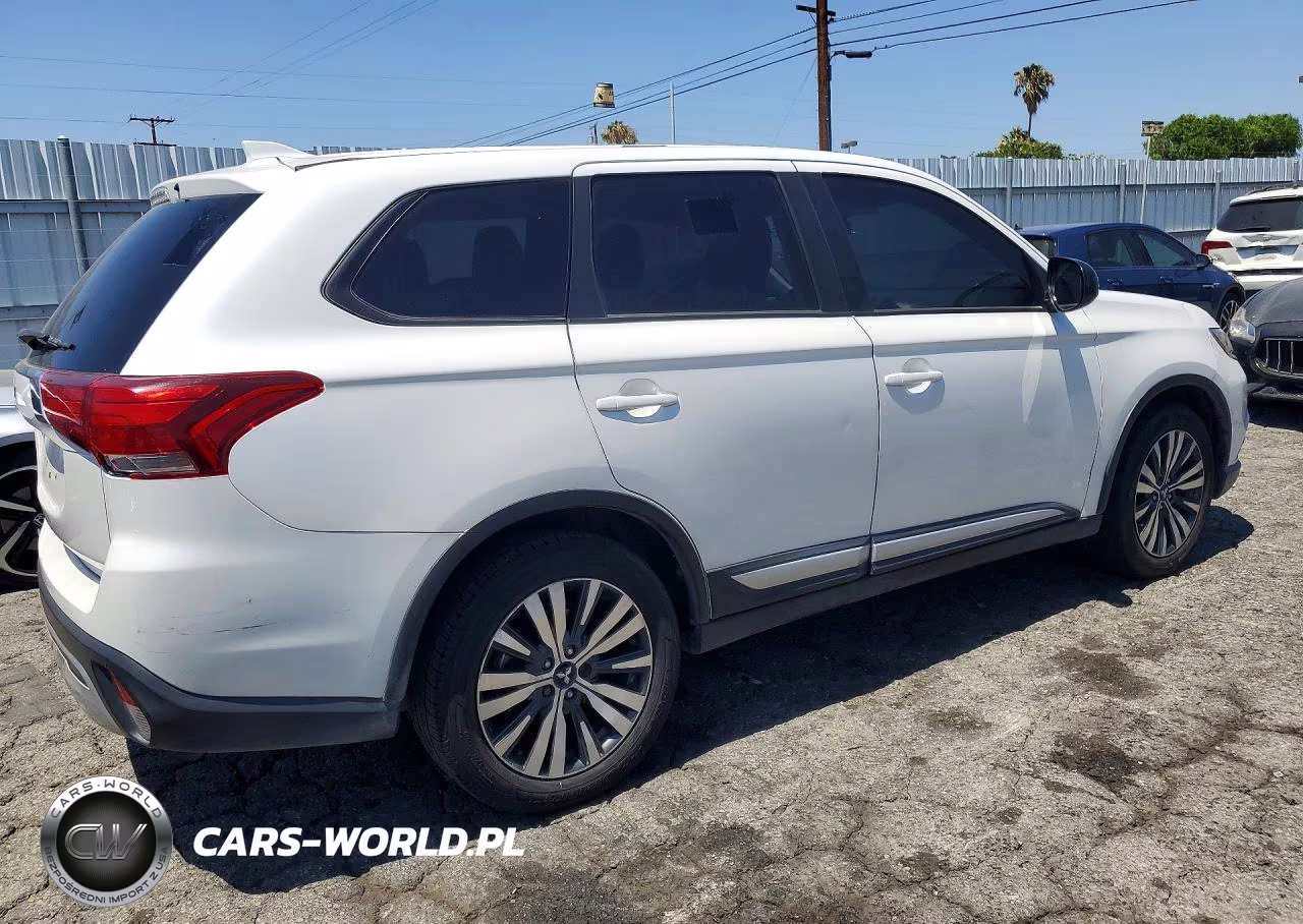 2020 Mitsubishi Outlander Es VIN:JA4AD2A35LZ005282 - 3
