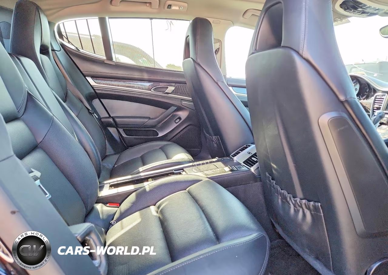 2015 Porsche Panamera Se Hybrid VIN:WP0AD2A78FL040849 - 10