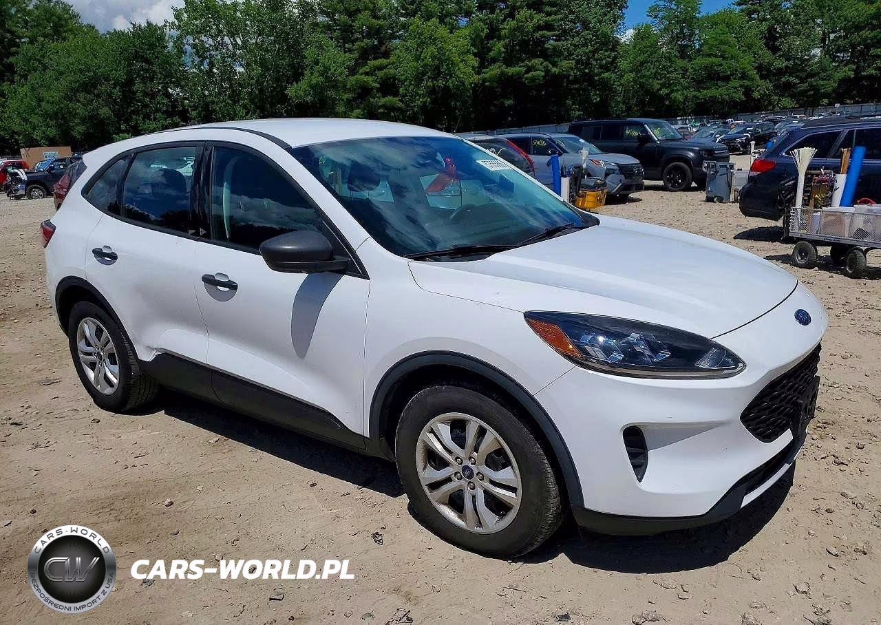 2021 Ford Escape S VIN:1FMCU0F61MUA50302 - 4