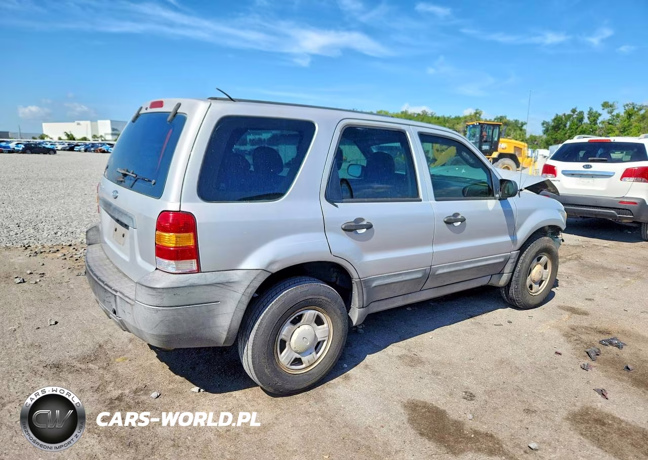 2005 Ford Escape Xls VIN:1FMYU02Z25KD26652 - 3