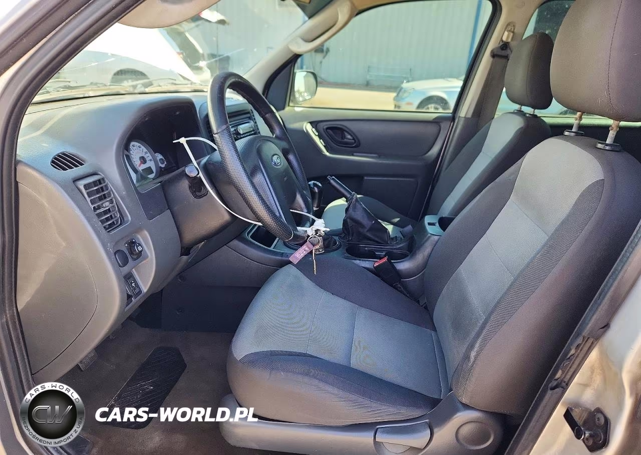 2005 Ford Escape Xls VIN:1FMYU02Z25KD26652 - 7
