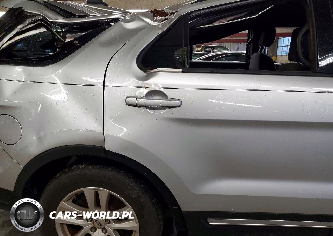 2019 Ford Explorer Xlt VIN:1FM5K8D8XKGA50134 - 11