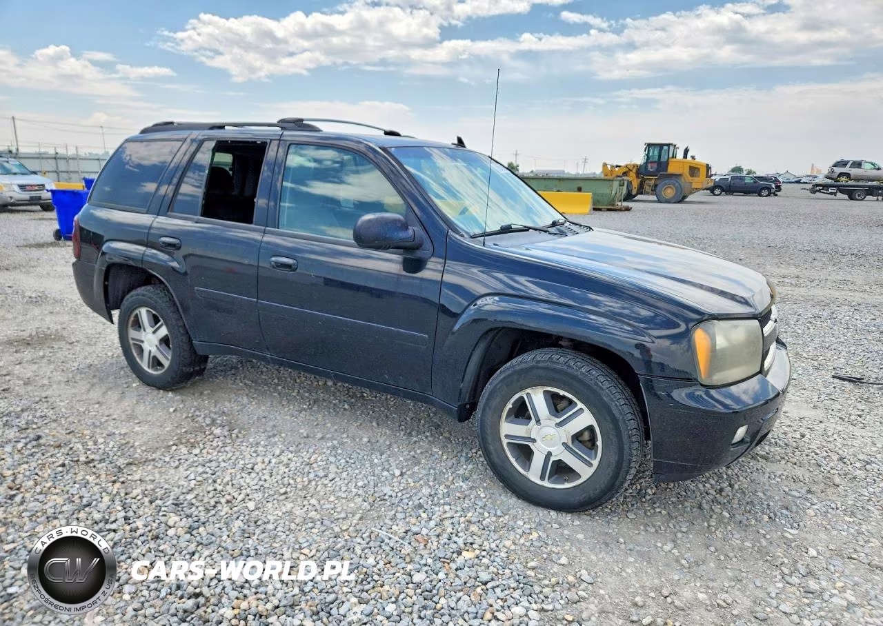 2007 Chevrolet Trailblazer Ls VIN:1GNDT13S372237177 - 4