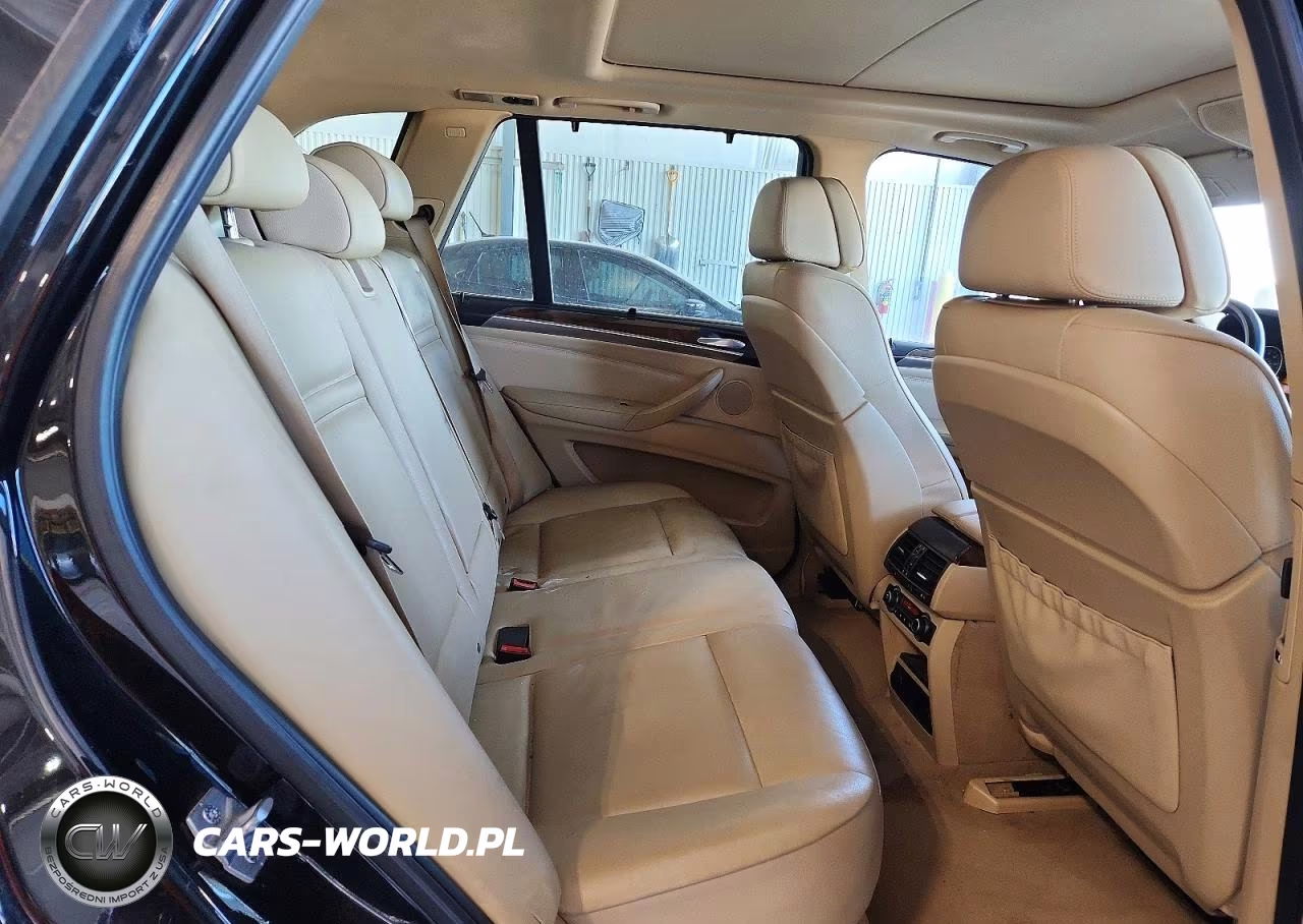 2013 BMW X5 xDrive35I VIN:5UXZV4C52D0E06635 - 11