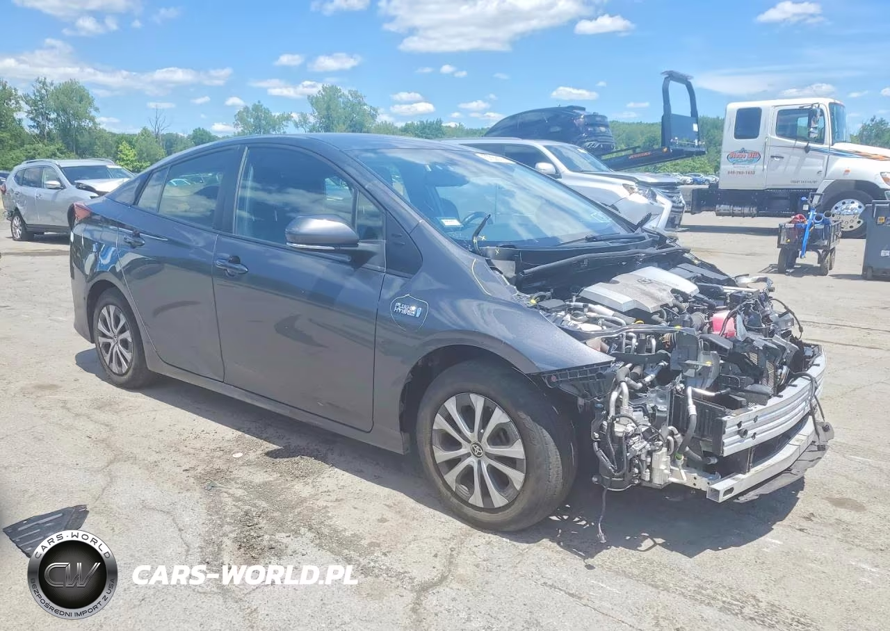2021 Toyota Prius Prime Limited VIN:JTDKAMFP5M3191274 - 4