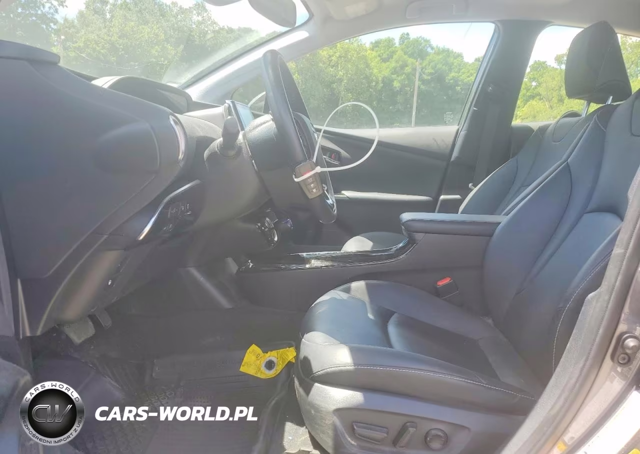 2021 Toyota Prius Prime Limited VIN:JTDKAMFP5M3191274 - 7