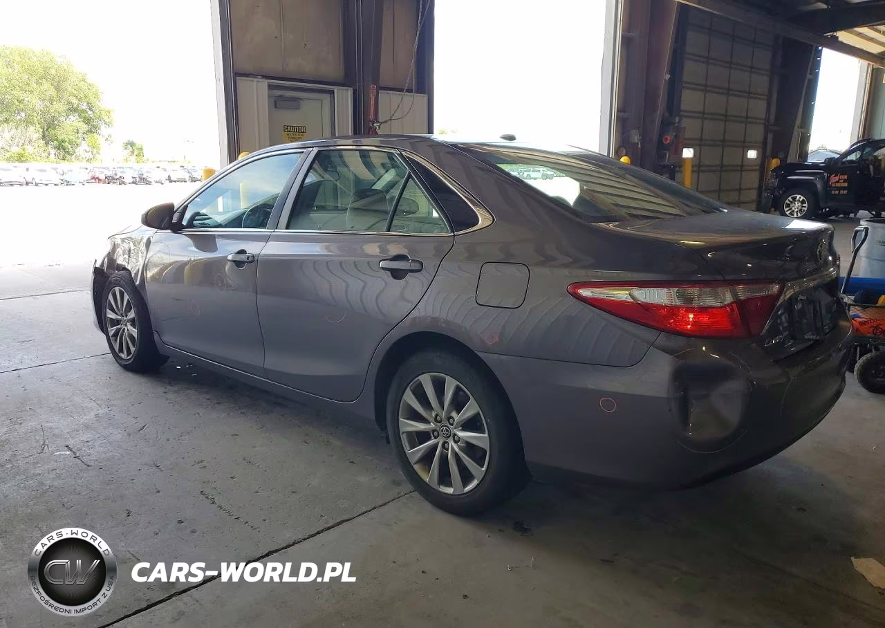 2015 Toyota Camry Xle VIN:4T4BF1FK7FR452794 - 2