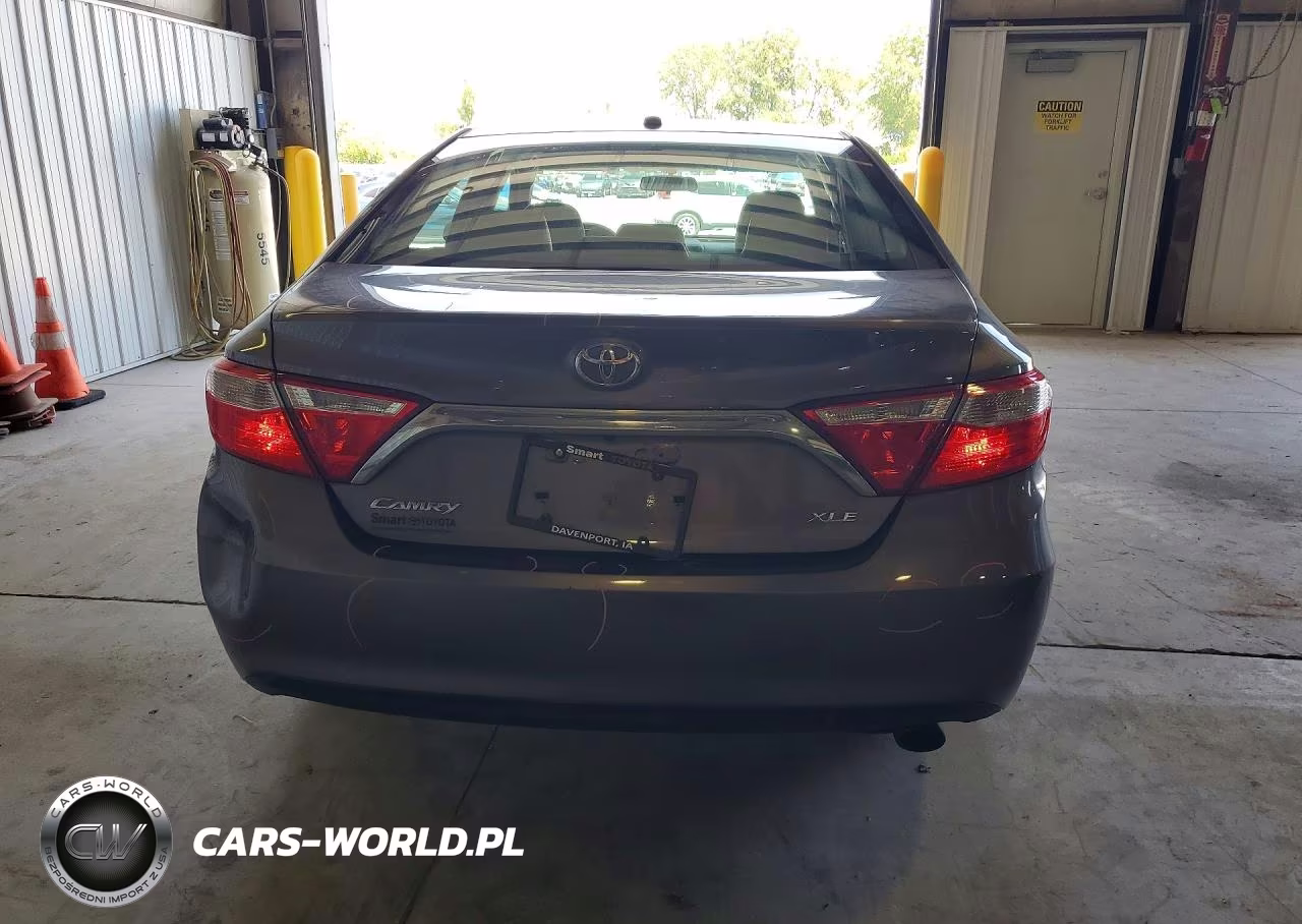 2015 Toyota Camry Xle VIN:4T4BF1FK7FR452794 - 6
