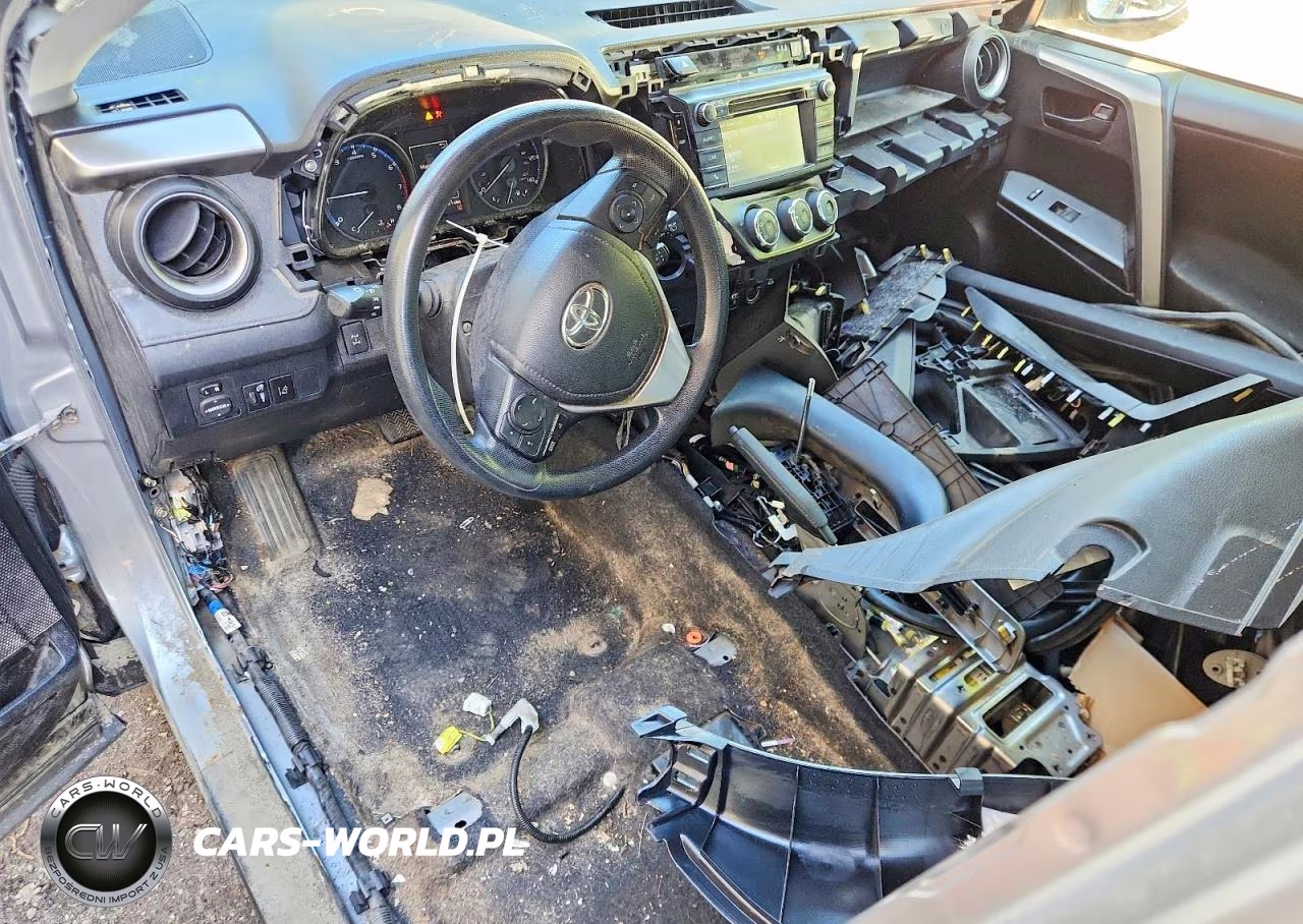 2018 Toyota Rav4 Le VIN:JTMBFREV0JJ200811 - 8