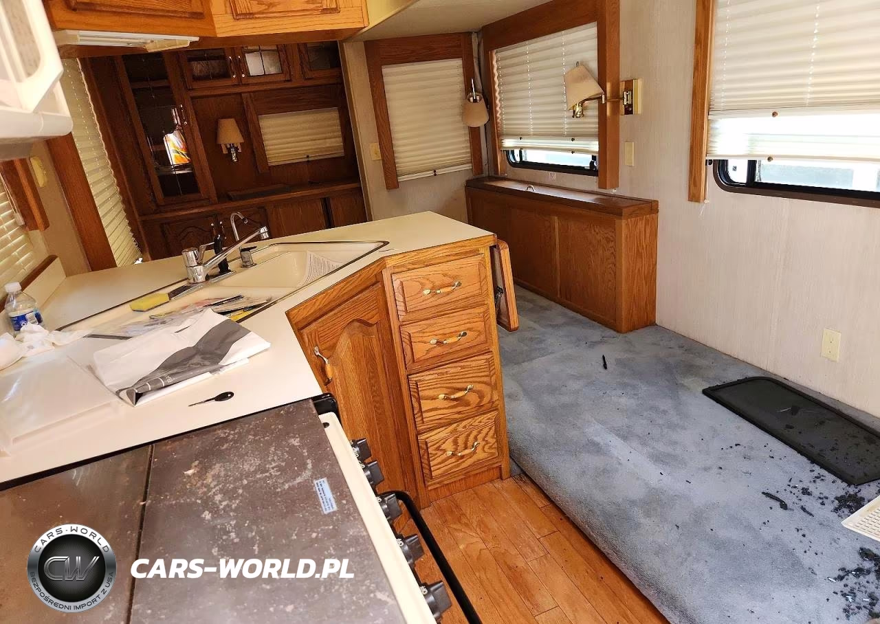 1996 Travel Supreme Camper VIN:4TKFW3323T1002418 - 6