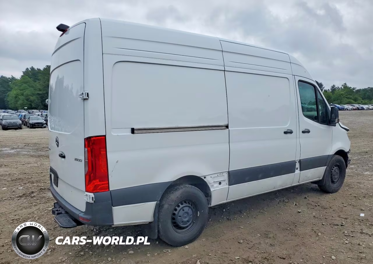 2025 Mercedes-Benz Sprinter 2500 VIN:W1Y4KBHY8ST207458 - 3