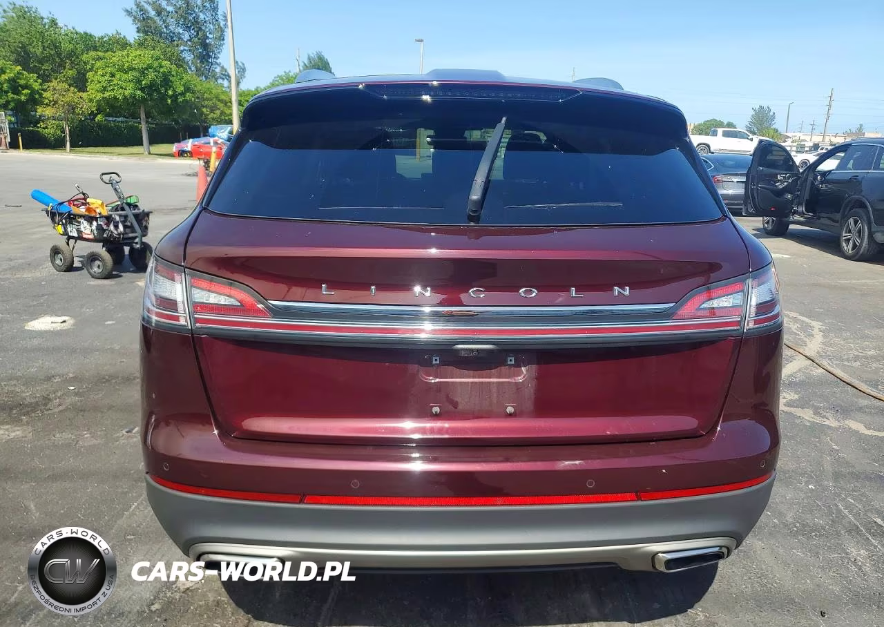 2023 Lincoln Nautilus VIN:2LMPJ8J90PBL21830 - 6