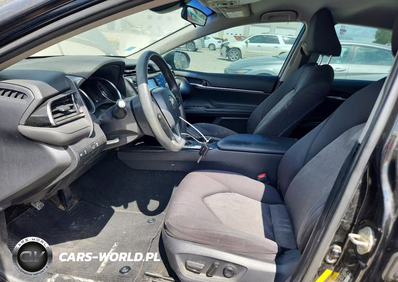 2019 Toyota Camry L-Le VIN:4T1B11HK5KU199877 - 7