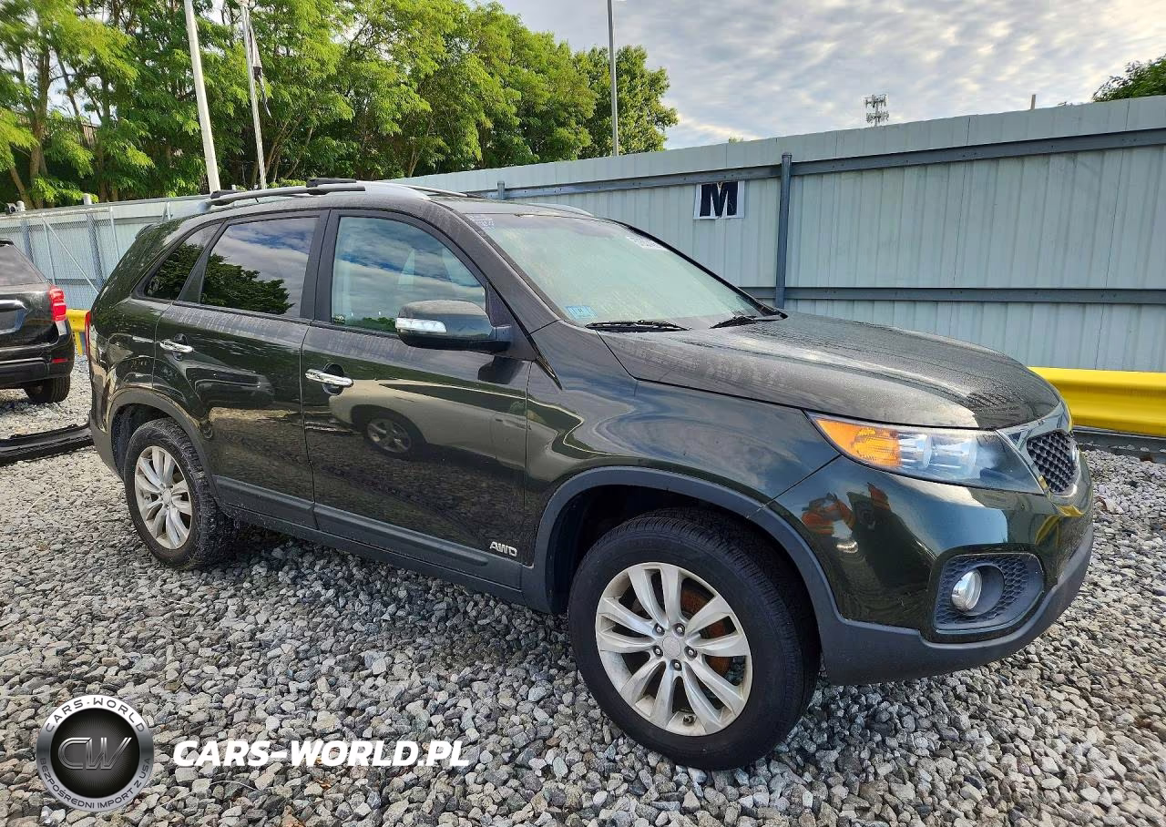 2011 Kia Sorento Ex VIN:5XYKUCA17BG141733 - 4