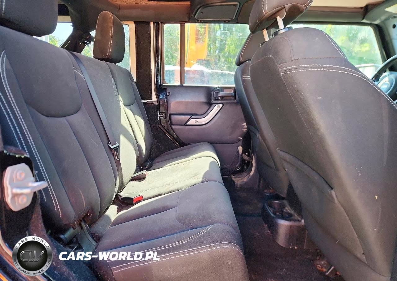 2016 Jeep Wrangler Unlimited Rubicon VIN:1C4BJWFG0GL119446 - 11
