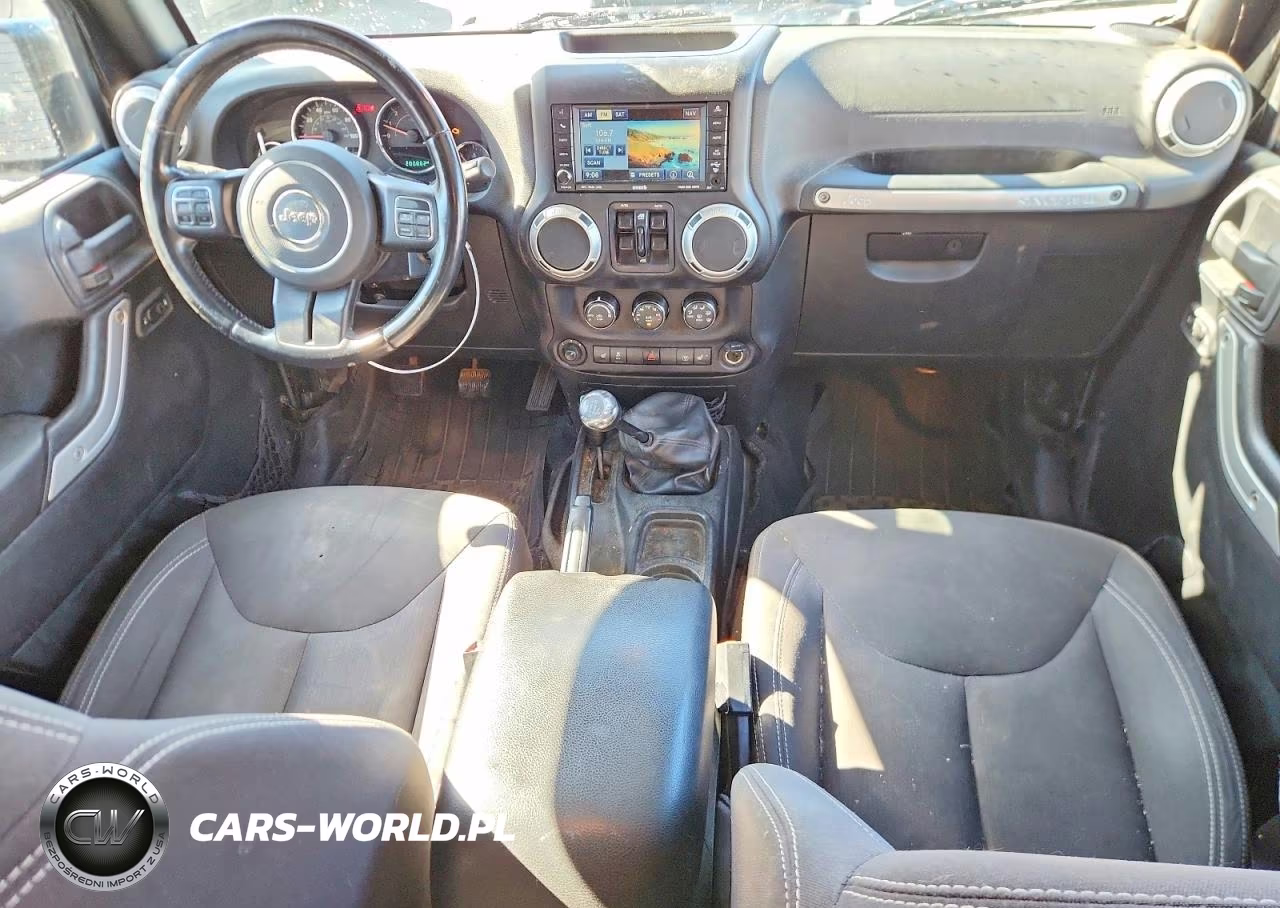 2016 Jeep Wrangler Unlimited Rubicon VIN:1C4BJWFG0GL119446 - 8