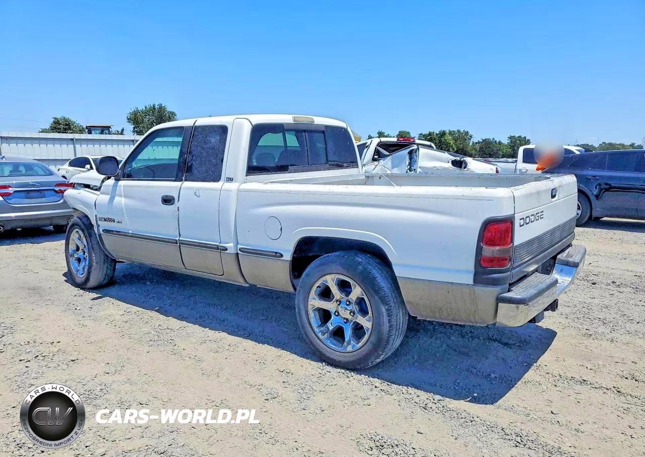 1999 Dodge Ram 1500 VIN:3B7HC13Z0XG101975 - 2