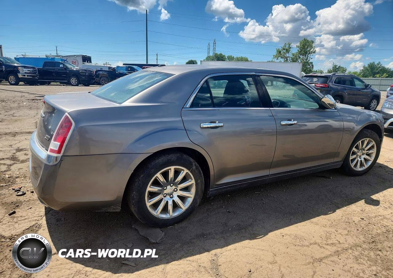 2011 Chrysler 300 Limited VIN:2C3CA5CG4BH582736 - 3
