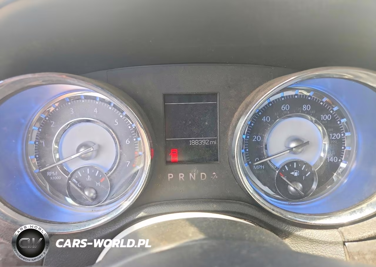 2011 Chrysler 300 Limited VIN:2C3CA5CG4BH582736 - 9