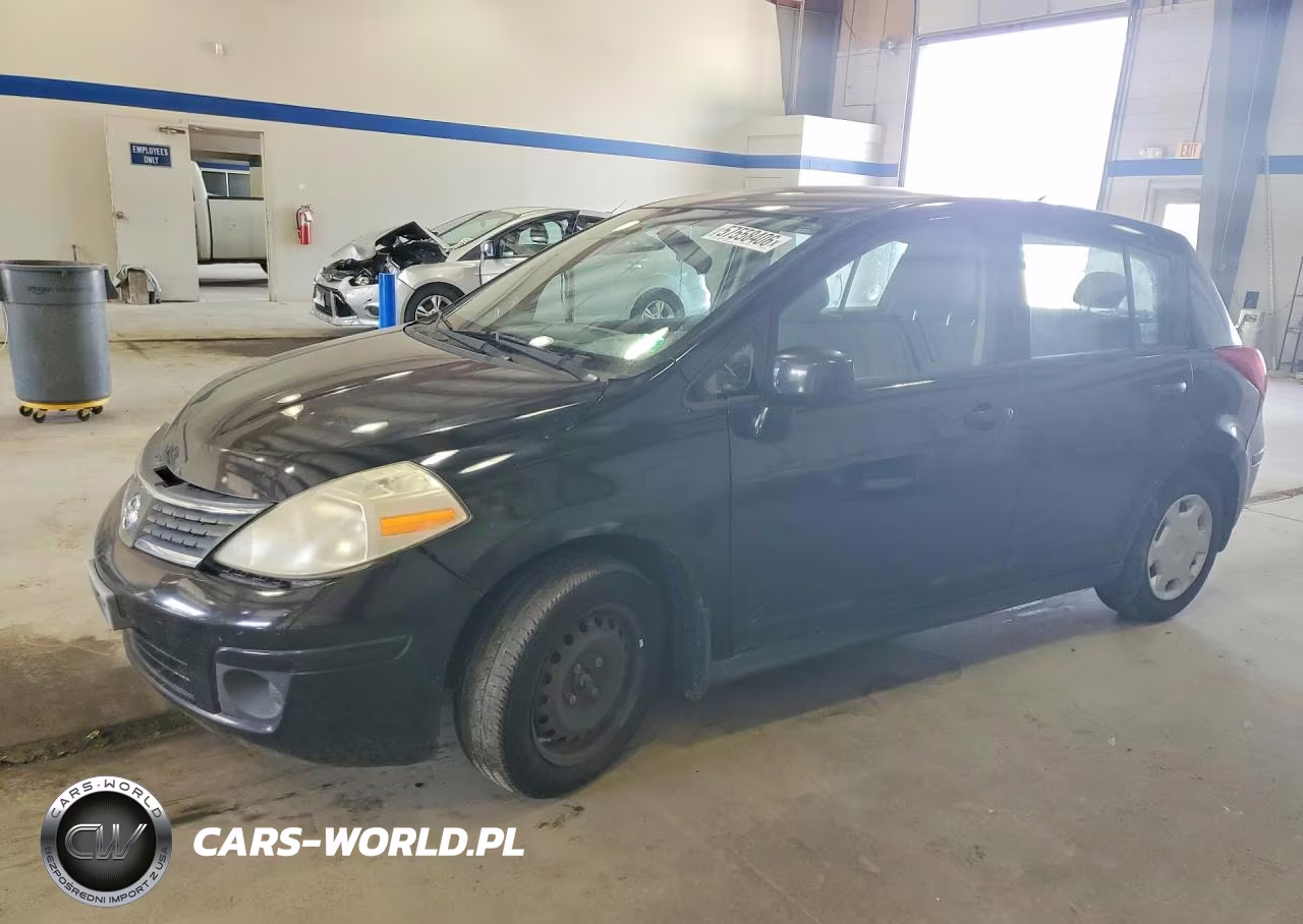 2009 Nissan Versa 1.8 S – zdjęcie 1 z 12