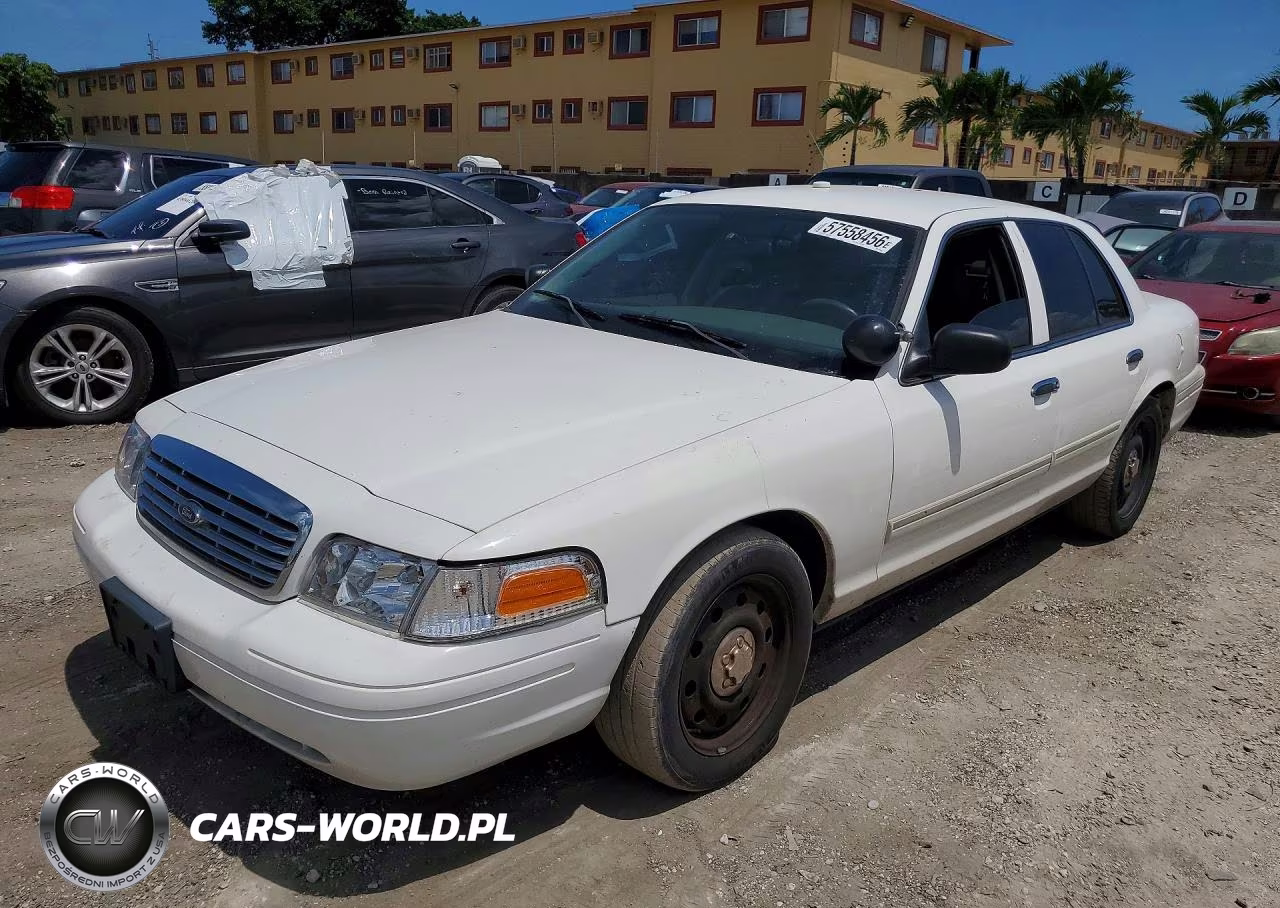 2010 Ford Crown Victoria Police Interceptor – zdjęcie 1 z 12