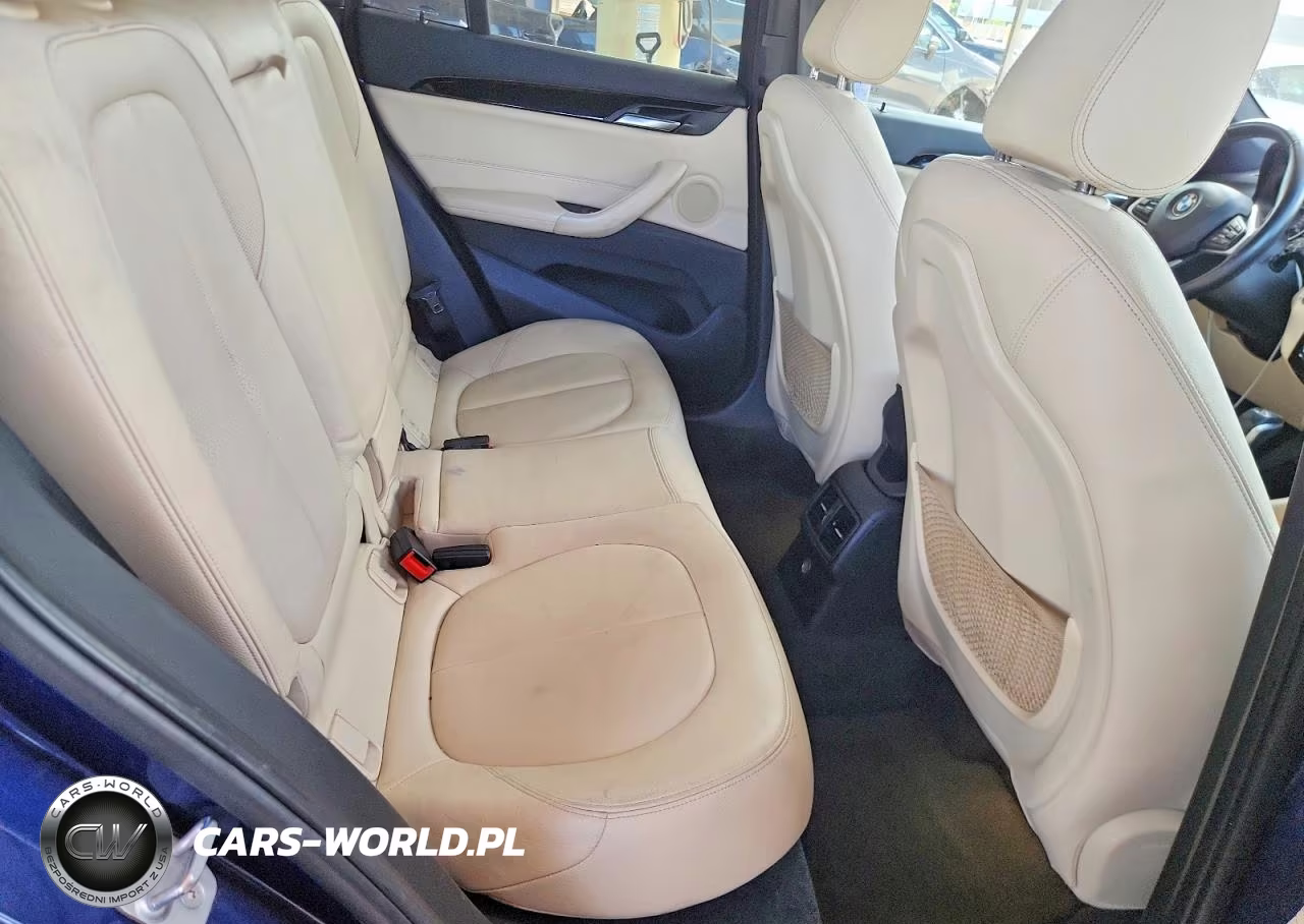 2018 BMW X1 Sdrive28I VIN:WBXHU7C31J5H43055 - 11